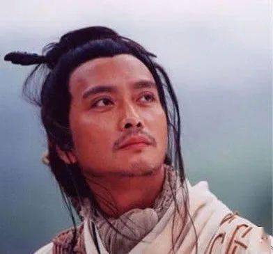 出道29年零绯闻的影帝,火场救"女儿"被毁容,如今却沦为跑龙套