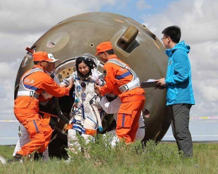 航天員王亞平有多重要?享國家二級警衛保護,食物未不