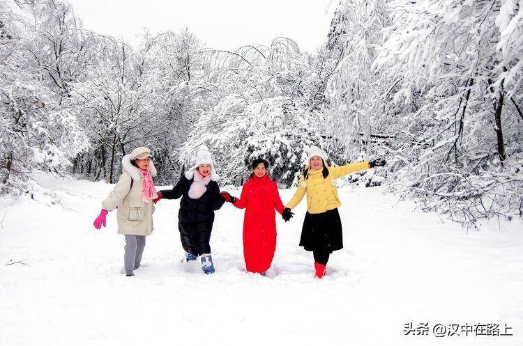 每到冬季,這裡大雪先至,且雪景猶如童話世界,是戶外