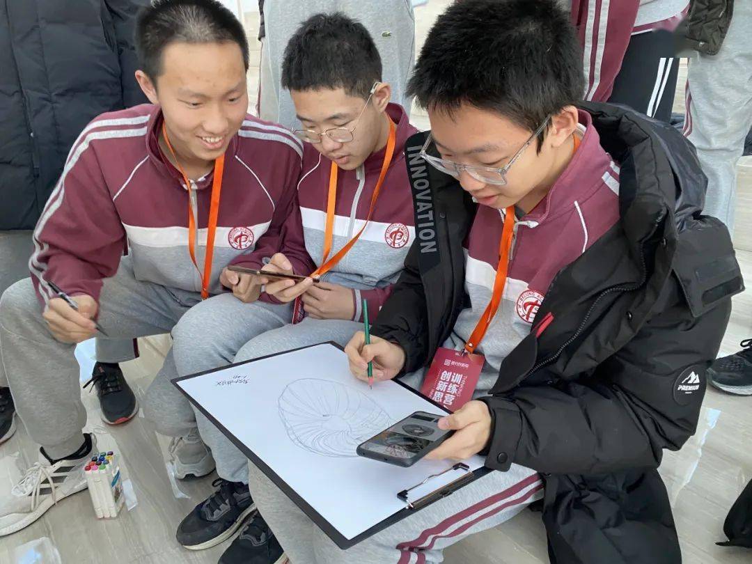 北京中学高中部·走进名企之走进凤凰中心_的设计_建筑_演播厅