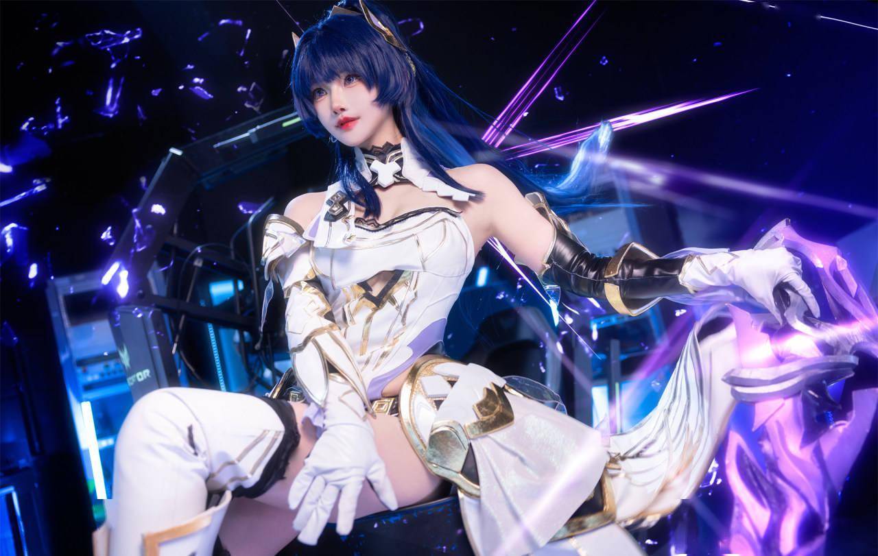 《崩坏3》雷电芽衣cosplay_衣在_的力量_图片