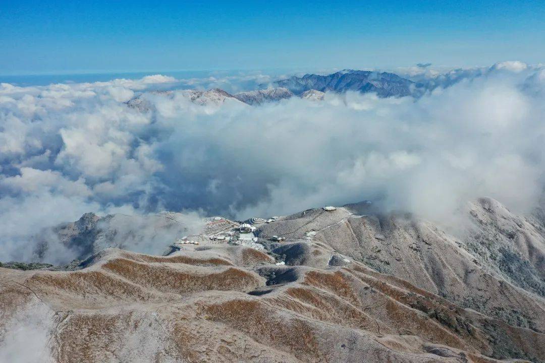武功山新一轮降雪来临_小武_时候_白头