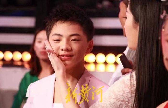 大四毕业后,演猴带来的"泼天富贵"他接住了_王铁柱_孙悟空_长春