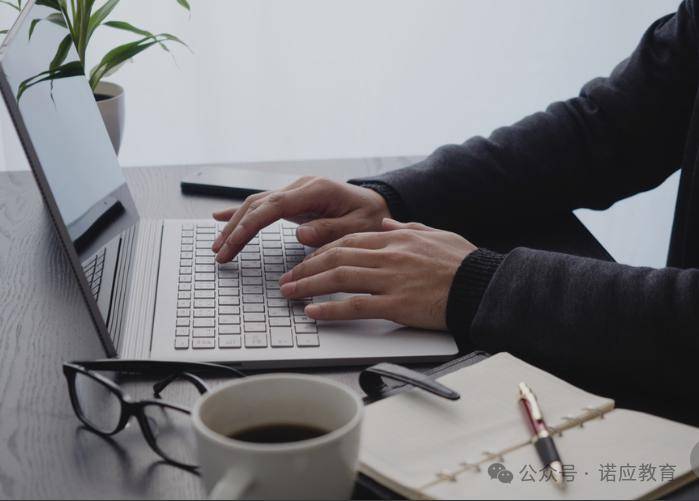 据海外研究估计,全球该职业人口超过3500万,市场规模估计为7870亿美元