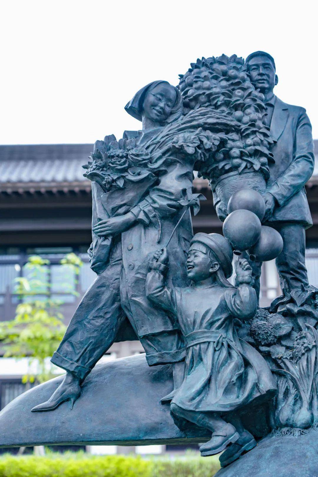 【非遗主题雕塑园】广味幸福年,花市行好运_广州雕塑院_花城_活动