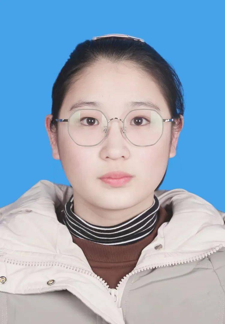 周雨欣,女,2012年1月出生,现就读于大丰区西团小学.