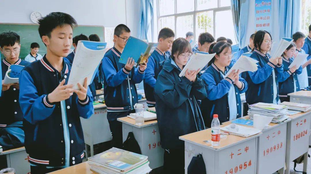 平凡而不平庸 焦作十二中优秀班集体:高三八班_教育_班级_要求