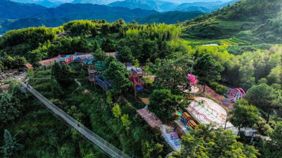 地处尚卿乡黄岭村,是国家3a级旅游景区,福建省观光工厂,安溪十大金牌