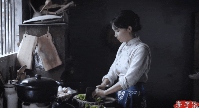 李子柒官宣新身份,消失700天回归,近照曝光……_视频_