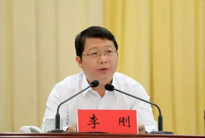 “70后”李刚履新,任甘肃省委常委、组织部部长_工作_六盘水_显示