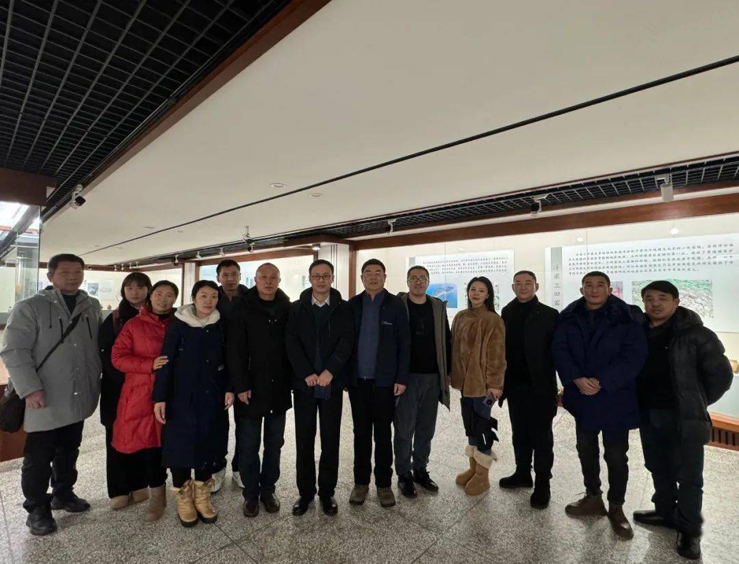 乐平市博物馆唐代青瓷文物在吉林市博物馆展出!