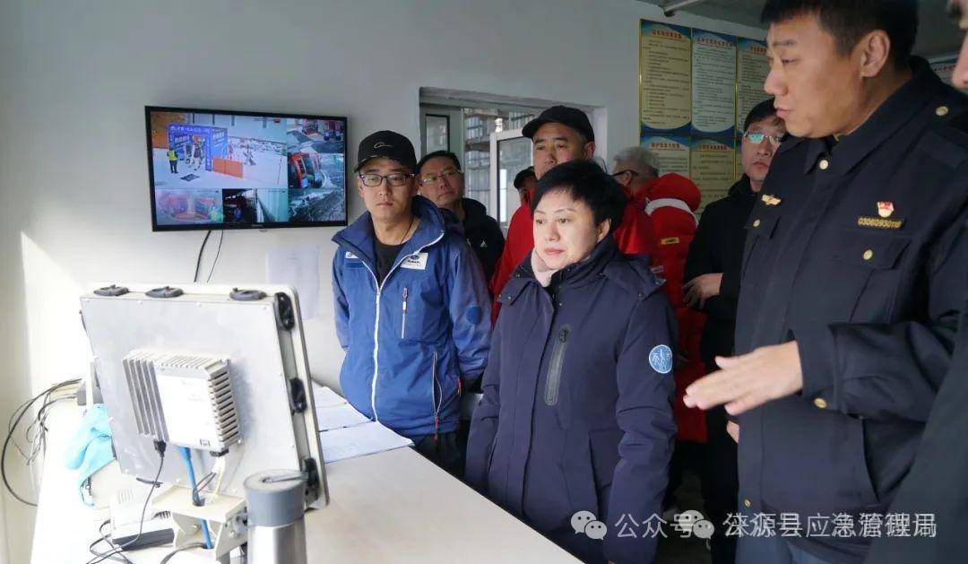 【坚持人民至上】县长王燕带队慰问春节坚守一线干部