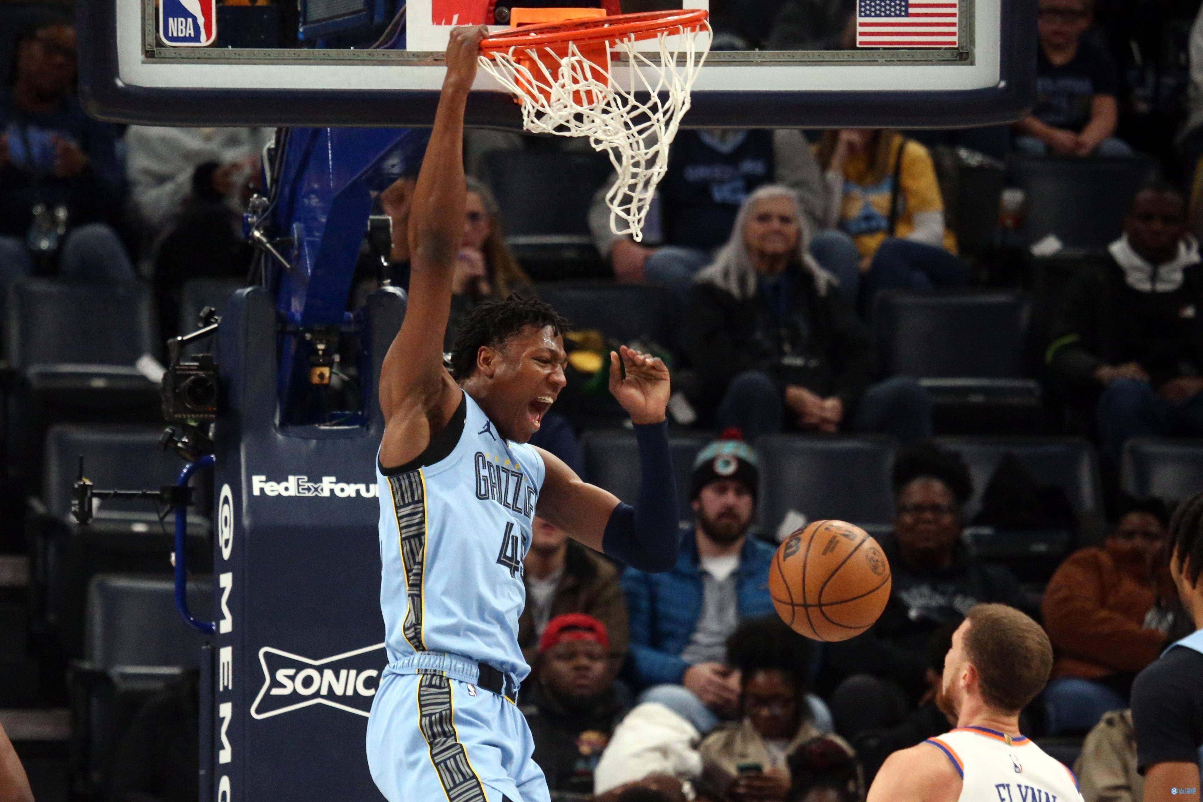 杰克逊的合同为4年850万 前三赛季完全保障