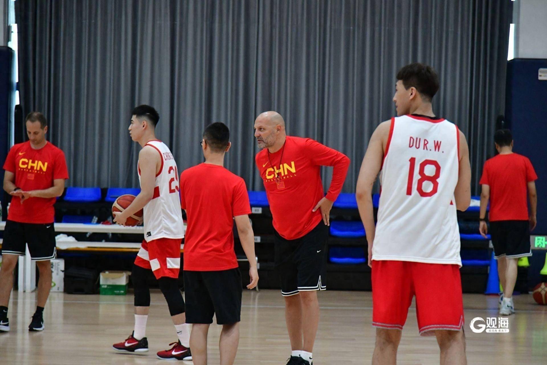 中国男篮青岛集结，全力备战亚洲杯