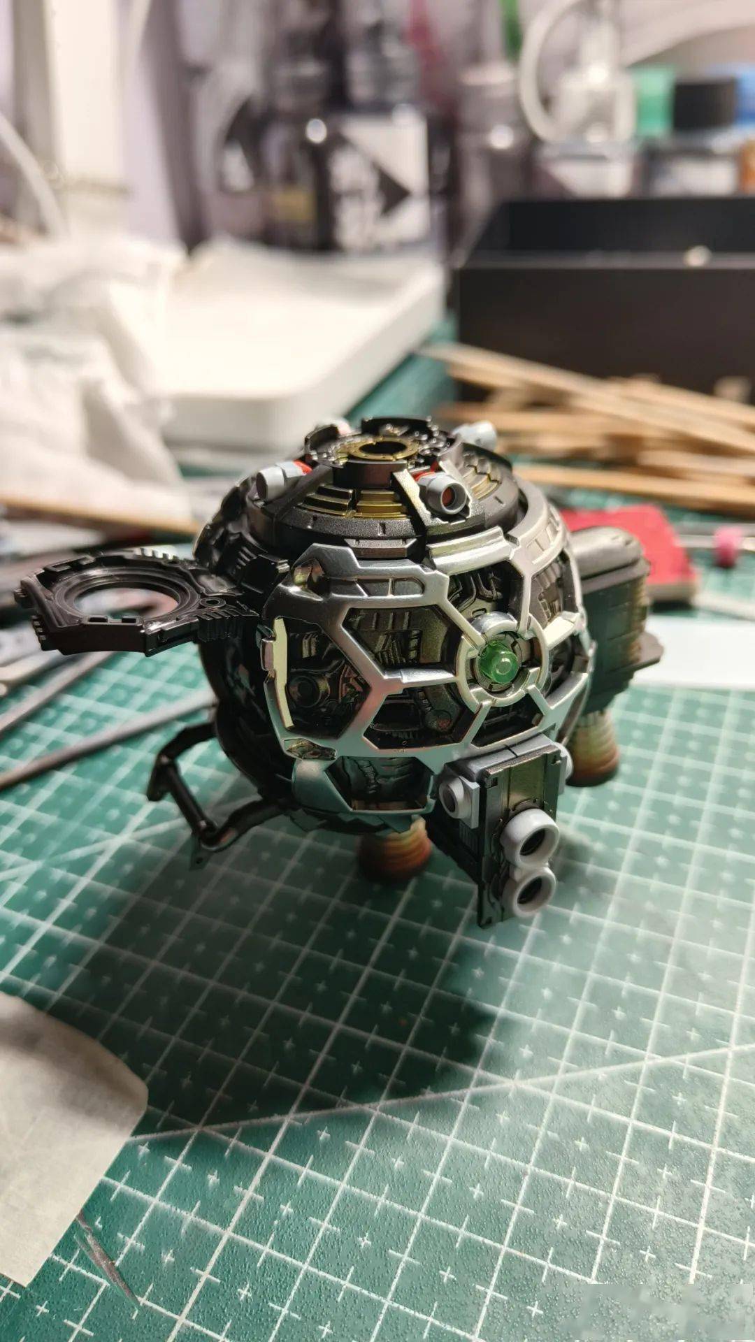 mg卡铁球喷涂旧化加灯,新年要有新进步!_公众_样子_模型