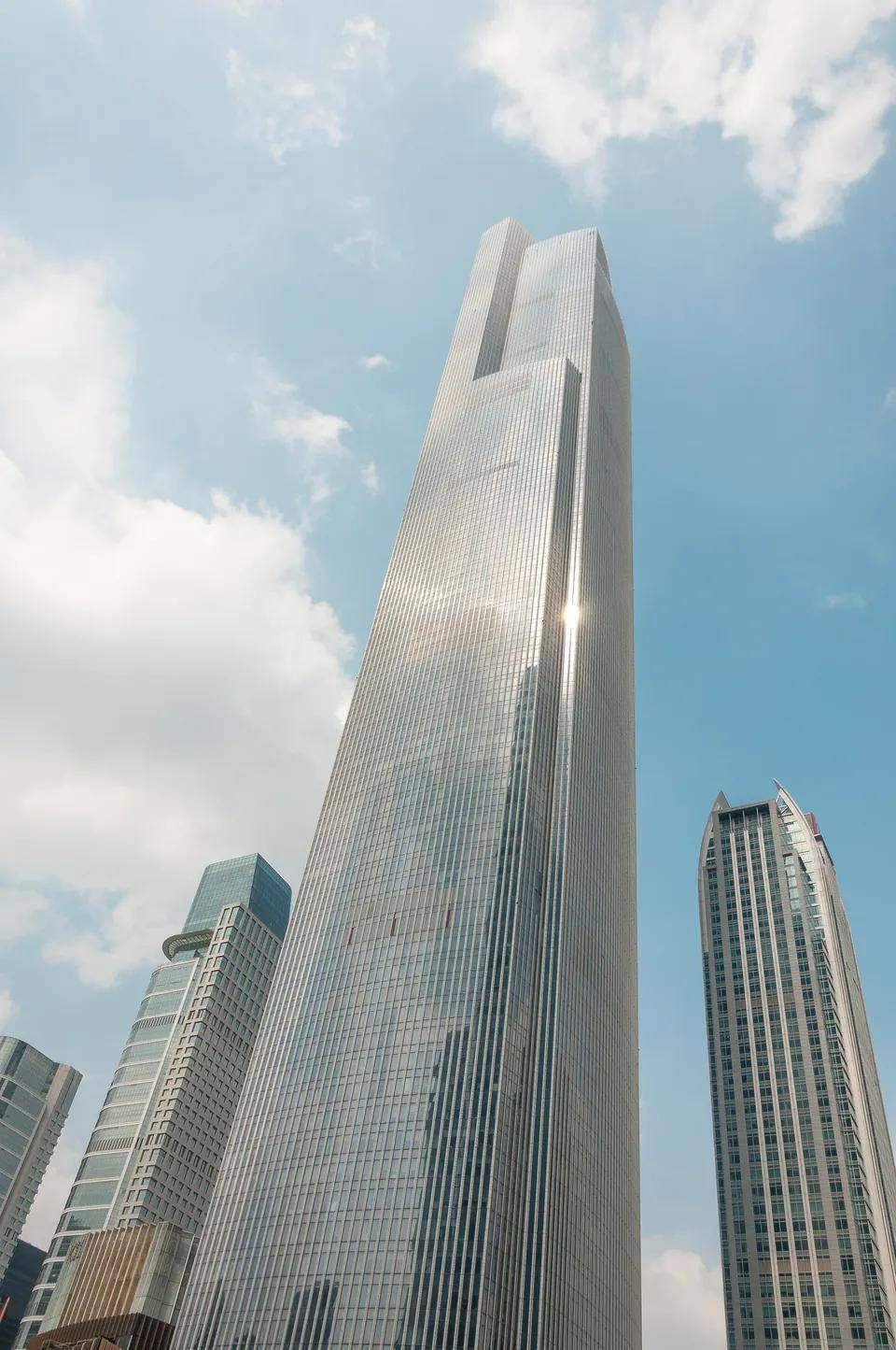世界上最高的12座建筑一半在中国_大厦_深圳平安_上海