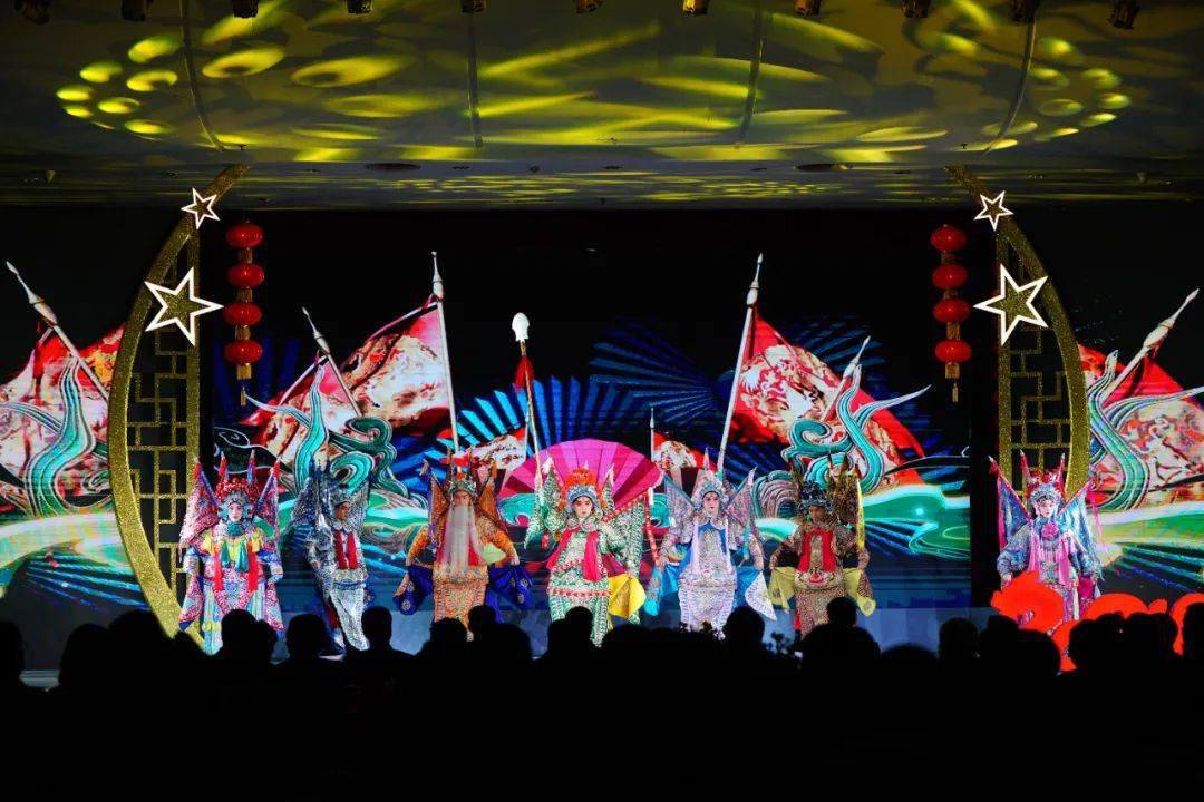市艺术剧院圆满完成2024年春节团拜会文艺演出任务_工作_领导_歌舞
