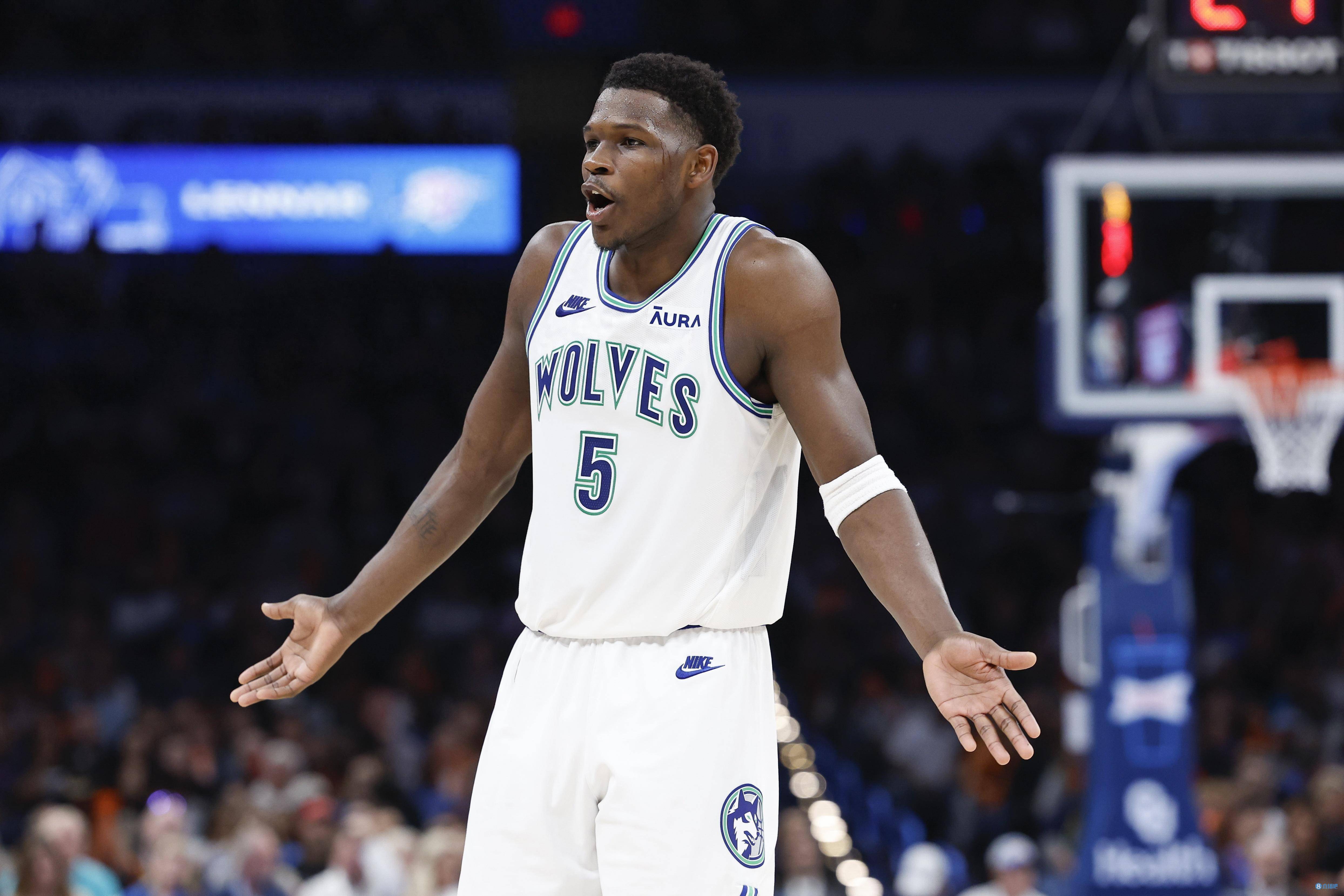 爱德华兹:亚历山大-沃克很有信心 全明星前的最后一场想赢球