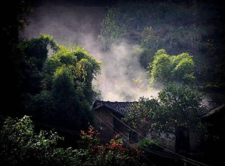 老家(三首)_花香_小河_箩筐