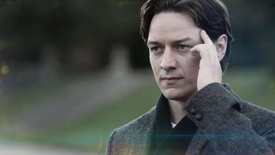 中年沉迷举铁逐渐"小李子化",.