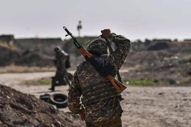 2024第一个灭亡的国家出现了!_纳卡_共和国_苏联