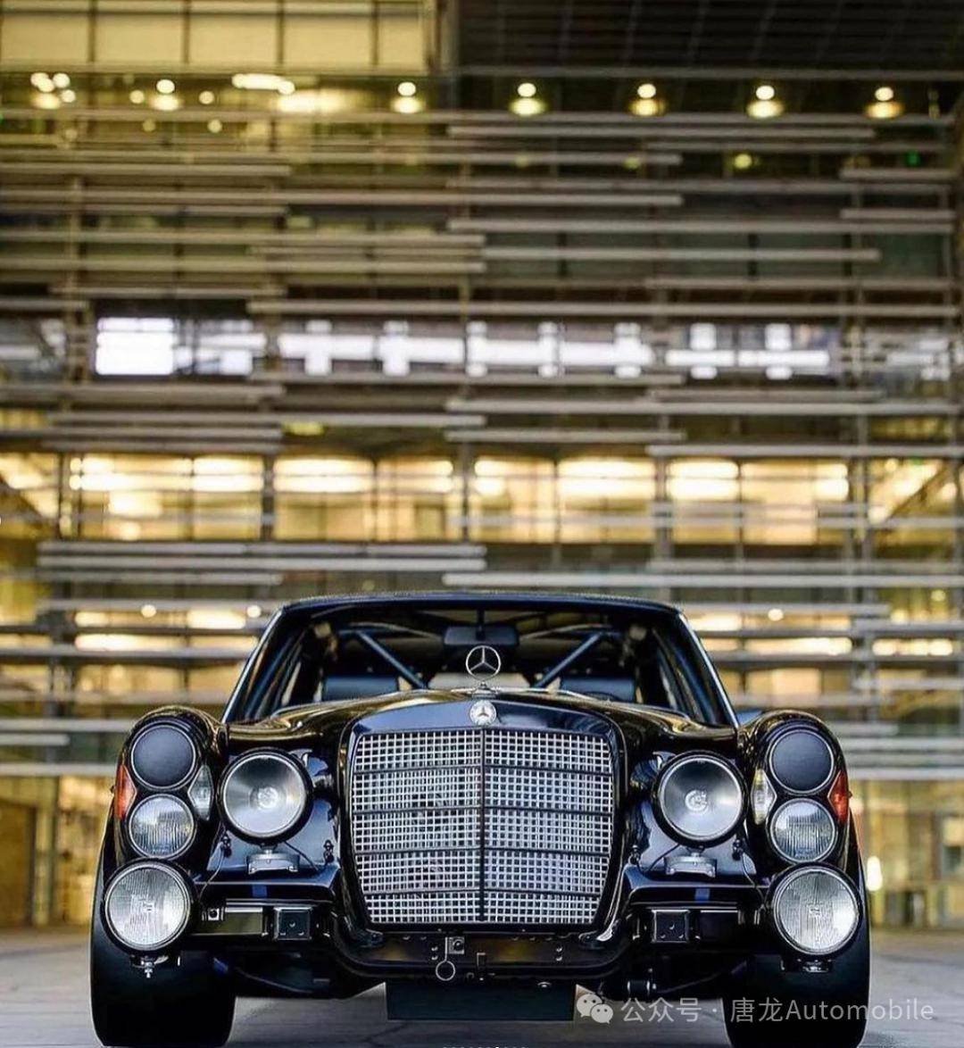 梅赛德斯-奔驰300 se