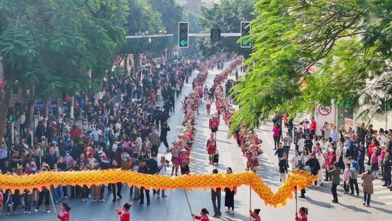 玉溪村節活動攜手達人網紅走進玉溪新平縣平寨村,趕浪漫花街節