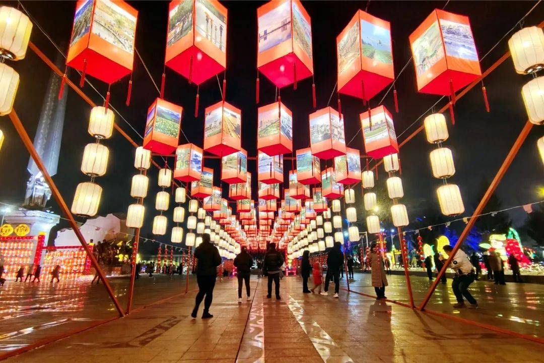 67【锦绣中国年】石城灯会耀新春_花灯_军垦_文化