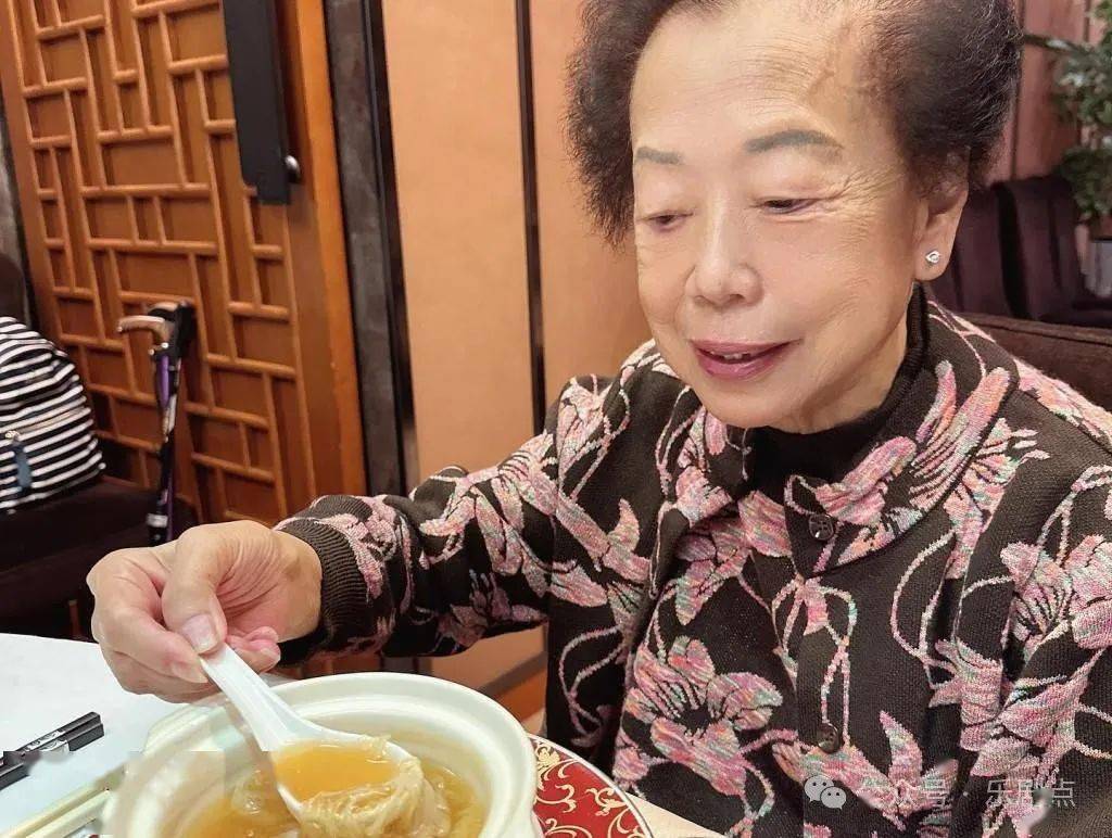 鱼翅鲍鱼燕窝齐备