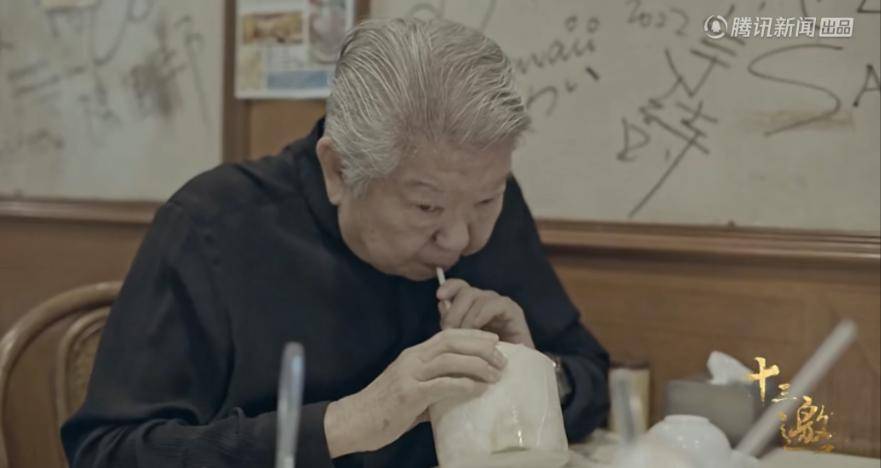 和这样:这样:接受许知远采访的人,他们的表情普遍都是,这样过往的