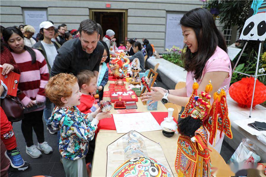 “欢乐春节”走进美国艺术博物馆