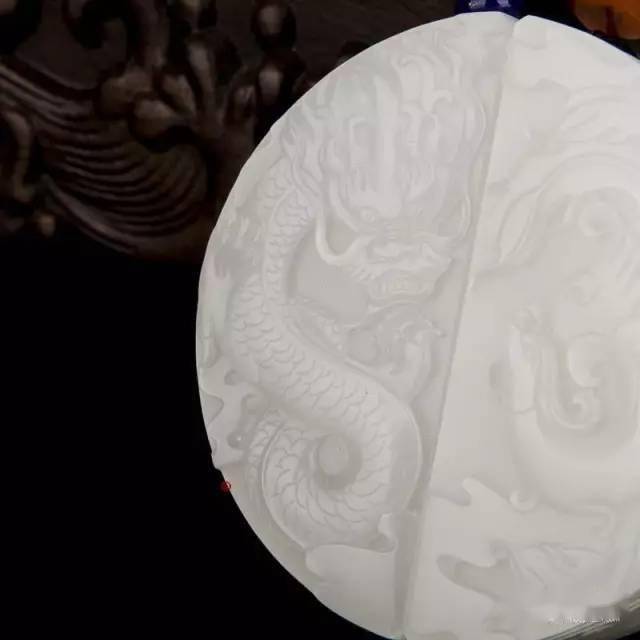 龙年到,快来寻找让您心仪的龙玉雕!_龙凤呈祥_神性_作品