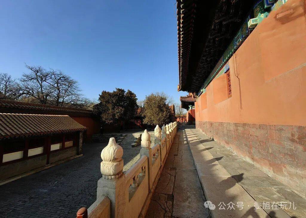 祝大家 雨水大安最后 用几首乾隆应景的御制诗任步从容却扶掖 示予