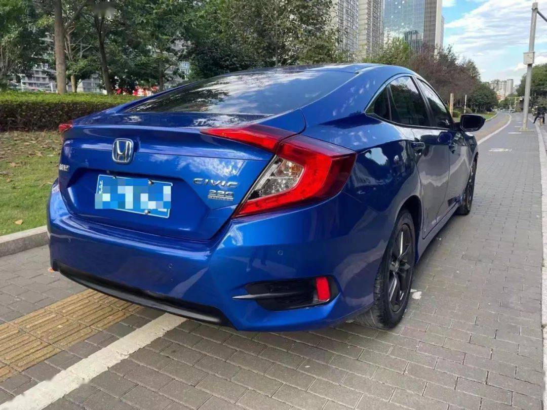 2019年 本田思域 1.5t 劲动版