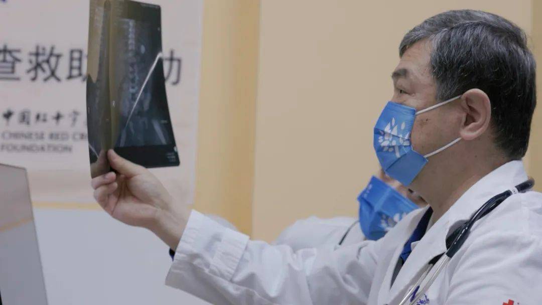 跨越千里送上"永恒"之爱,"天使之旅"在云南昭通开展胸部疾病筛查_赵珩