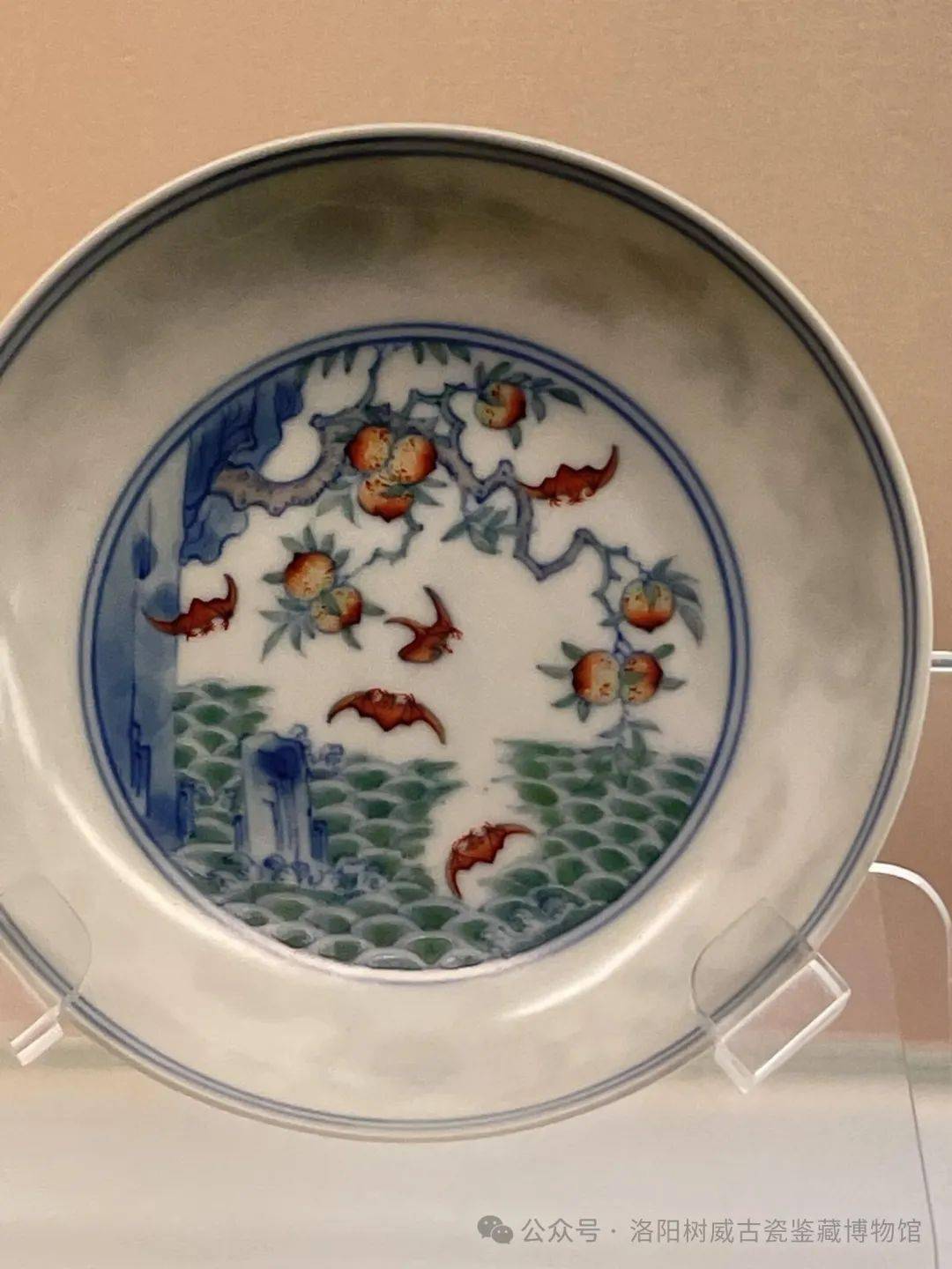 上海博物馆藏斗彩瓷器,明万历仿成化的难得一见