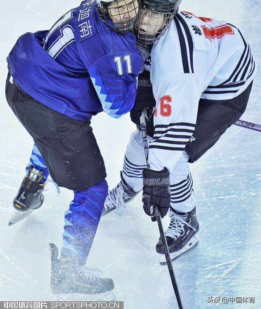 青年组男子冰球循环赛东道主内蒙古队3比4不敌天津队_进攻_陆畅_比赛