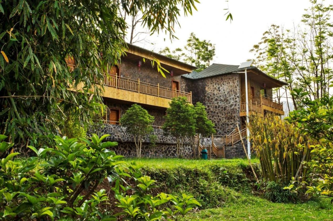 这些"安顺民宿",获十佳!_景区_建筑_群山