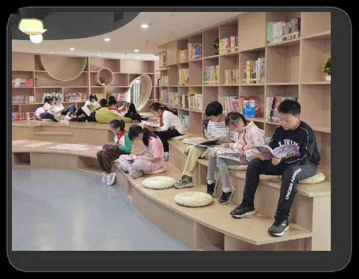 【百年"中华"·管理】寄语新学期,欣欣向"龙"年——渝中区中华路小学