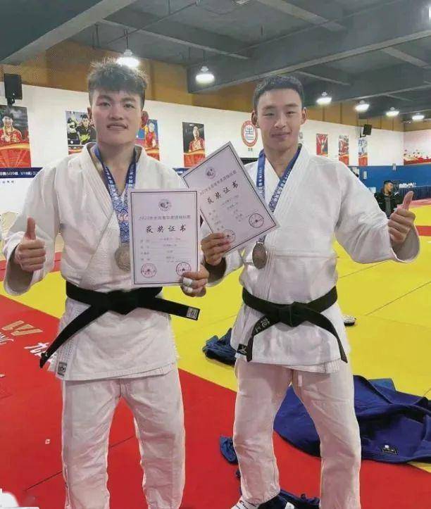 看靖江健儿2023的"金"喜时刻_中国_赛事_积分