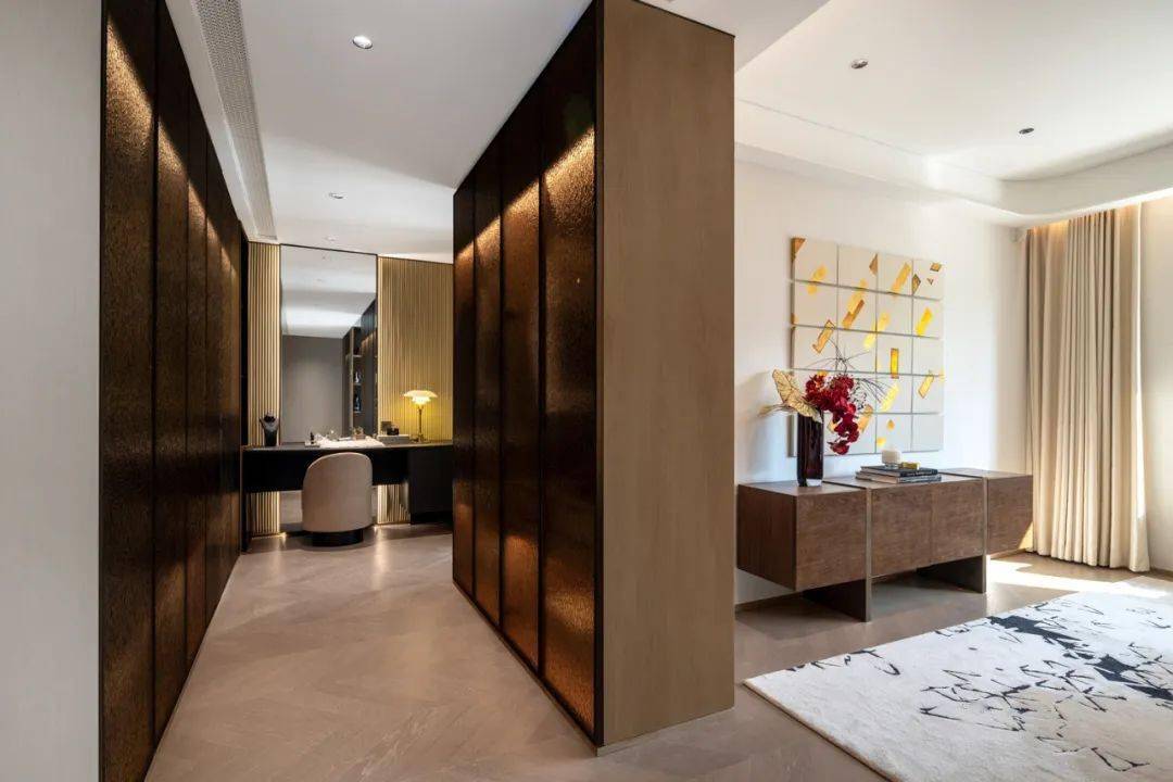 巴西近乎绝迹「翠谷幽兰」,会呼吸的意大利「超白洞石