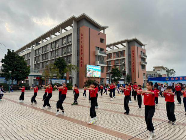 龙腾虎跃,开学快乐!一起来看江门各中小学这些精彩瞬间
