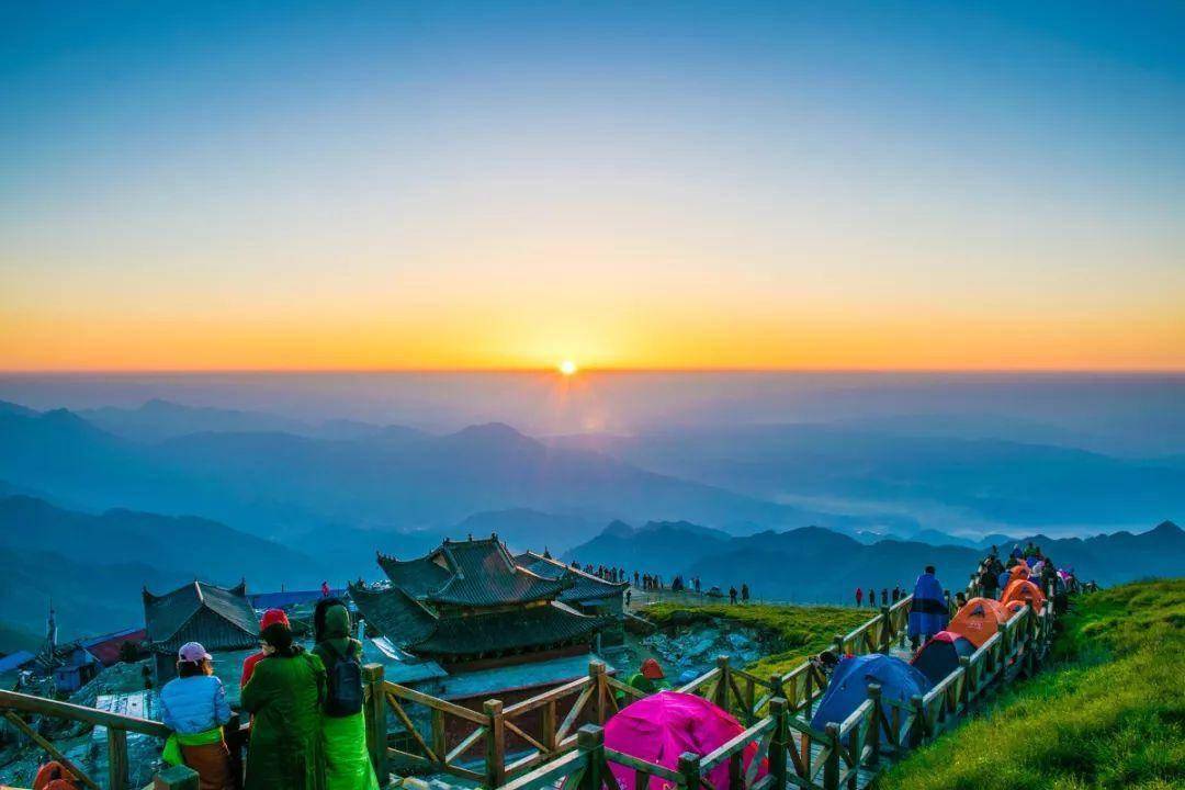 人一生,一定要去一次武功山!_by_风景_云中