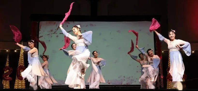 繁花似锦启新年 61 欢乐吉祥迎新春 圣路易中文学校