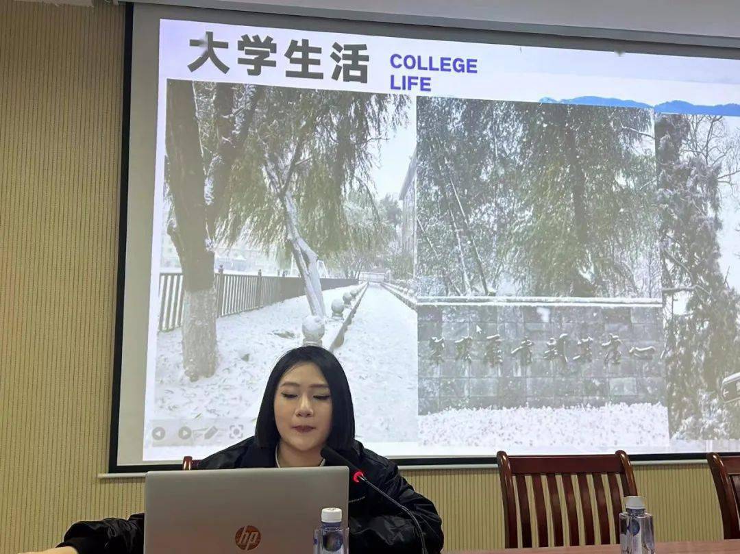 美术学院大二学生吴心儿)发言▲三明九中党总支书记郭立龙致辞▲三元