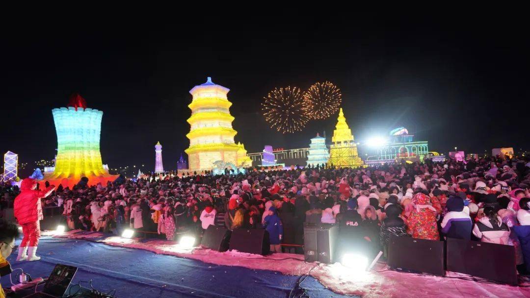 辽源辽河半岛冰雪节图片