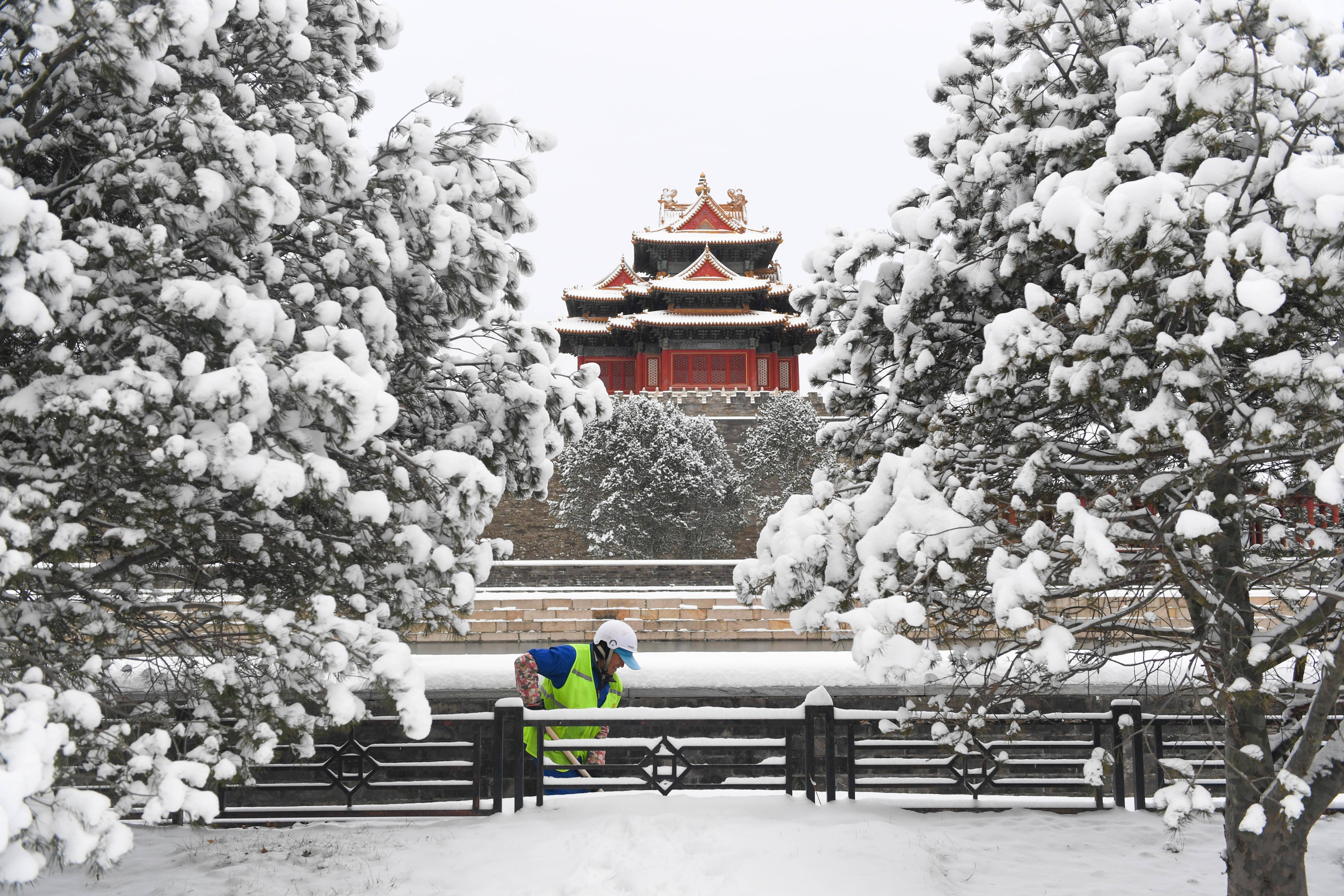 龙年初雪后的北京