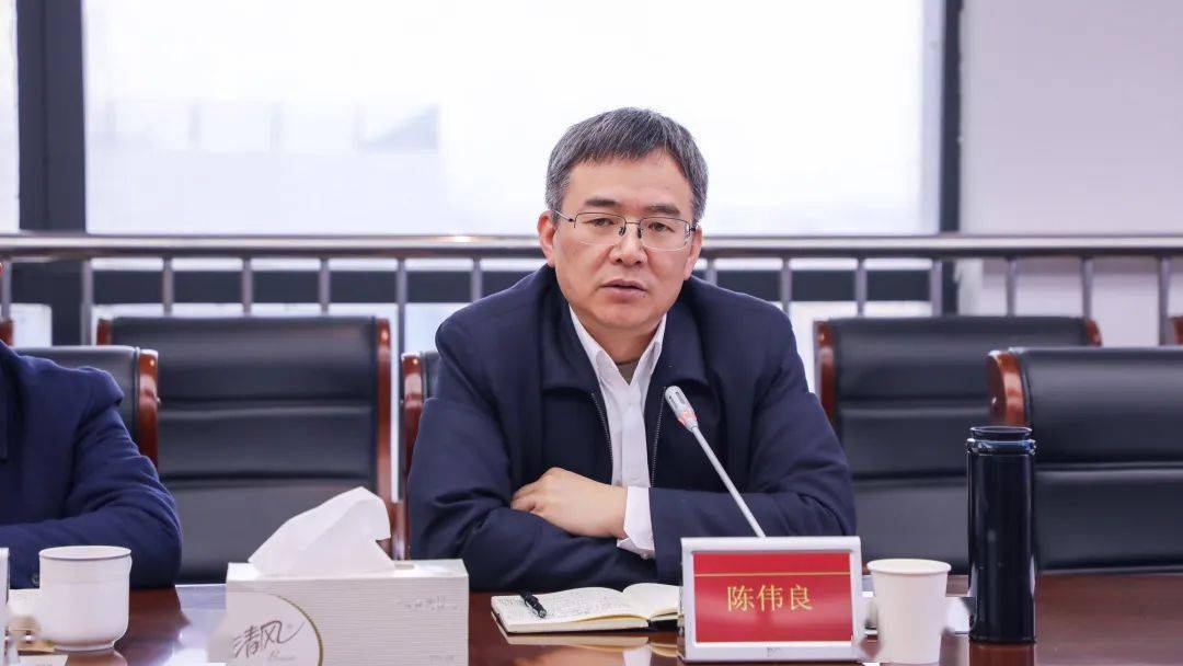 街道党工委书记陈伟良主持召开空港经开区(硕放街道)重大项目推进会