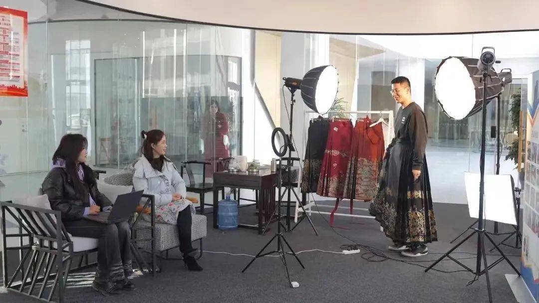 全国59个共青团服务乡村振兴优秀案例 我市入选3个!_青年_工作_项目