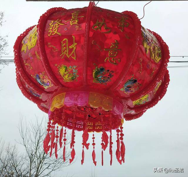 龙行龘龘,前程朤朤,生活䲜䲜,事业燚燚_冰挂_鞭炮_日子